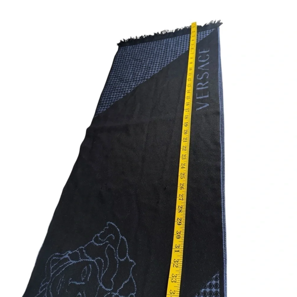 100% WOOL VERSACE  30X78 MEDUSA Black/Grey SCARF/SHAWL ITALY.